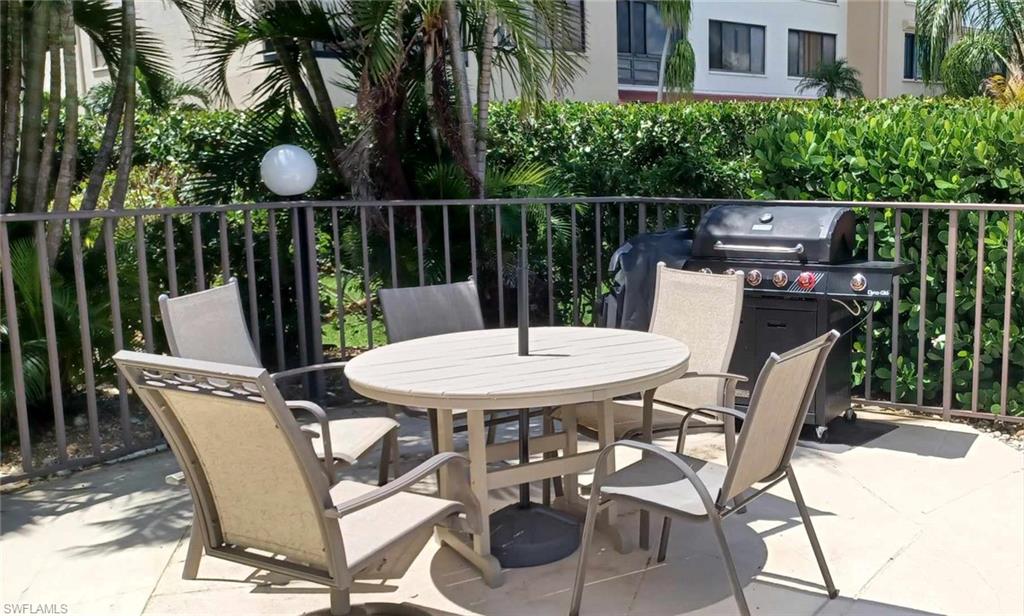 RIVERS CONDO - Residential