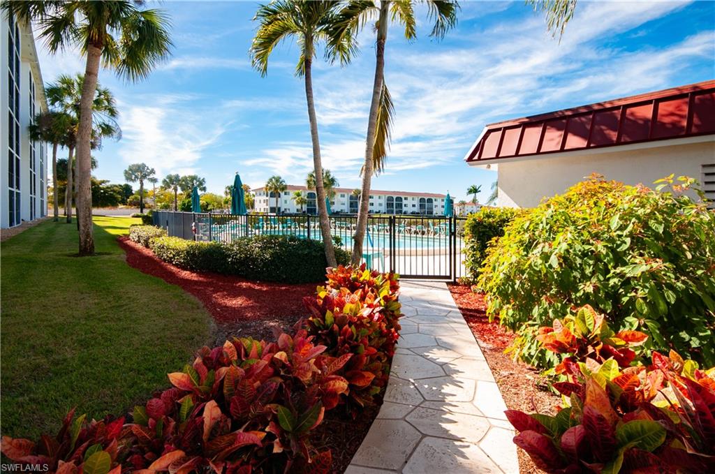 HIGH POINT COUNTRY CLUB - Residential Lease