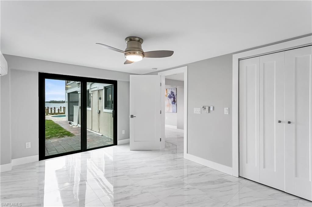 HYDE PARK - Residential