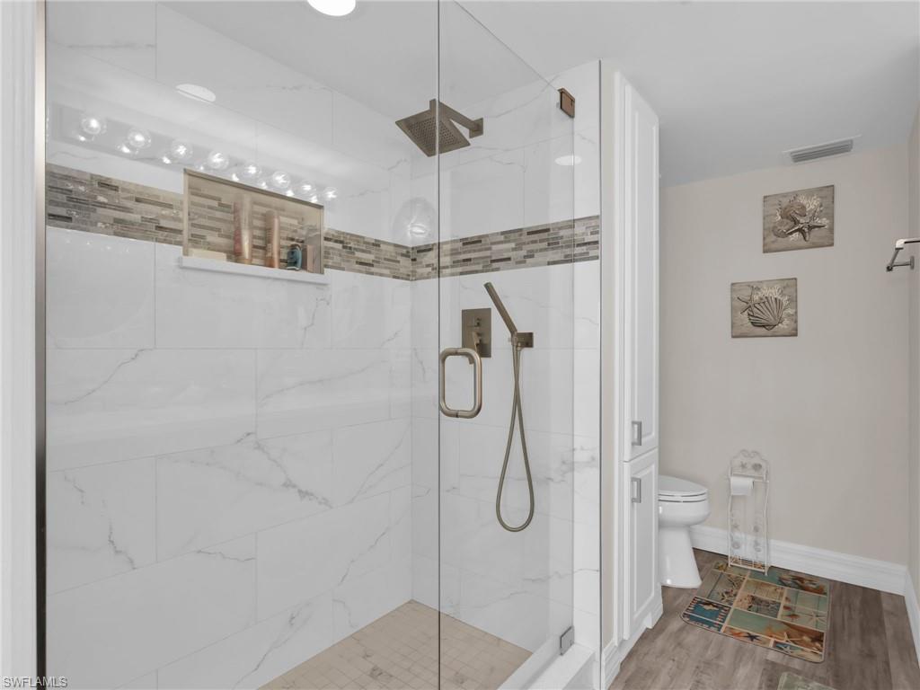 HIBISCUS POINTE - Residential