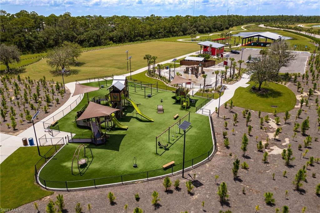 NORTH FORT MYERS - Land