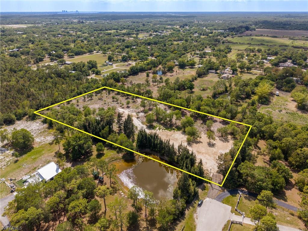 NORTH FORT MYERS - Land