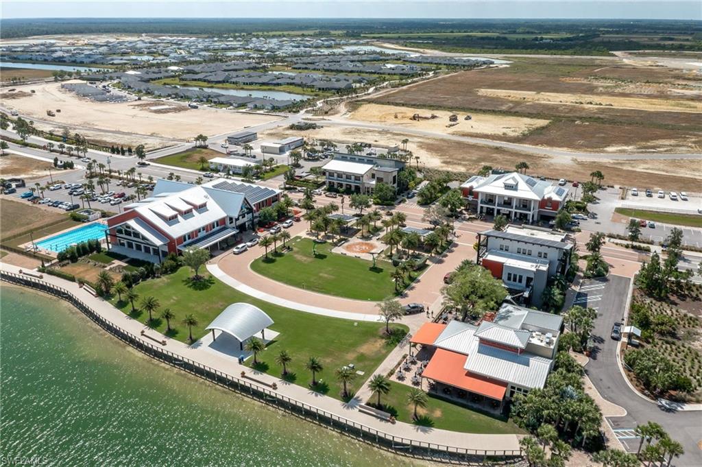 NORTH FORT MYERS - Land