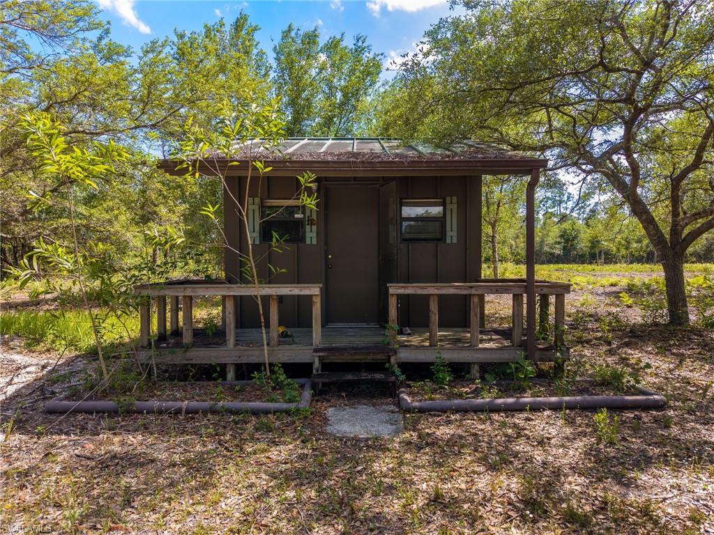 NORTH FORT MYERS - Land