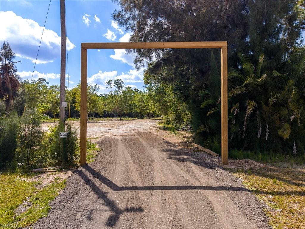 NORTH FORT MYERS - Land