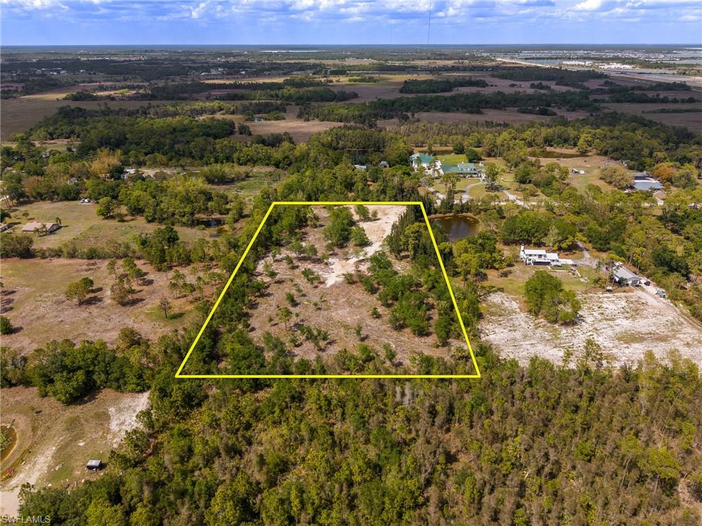 NORTH FORT MYERS - Land