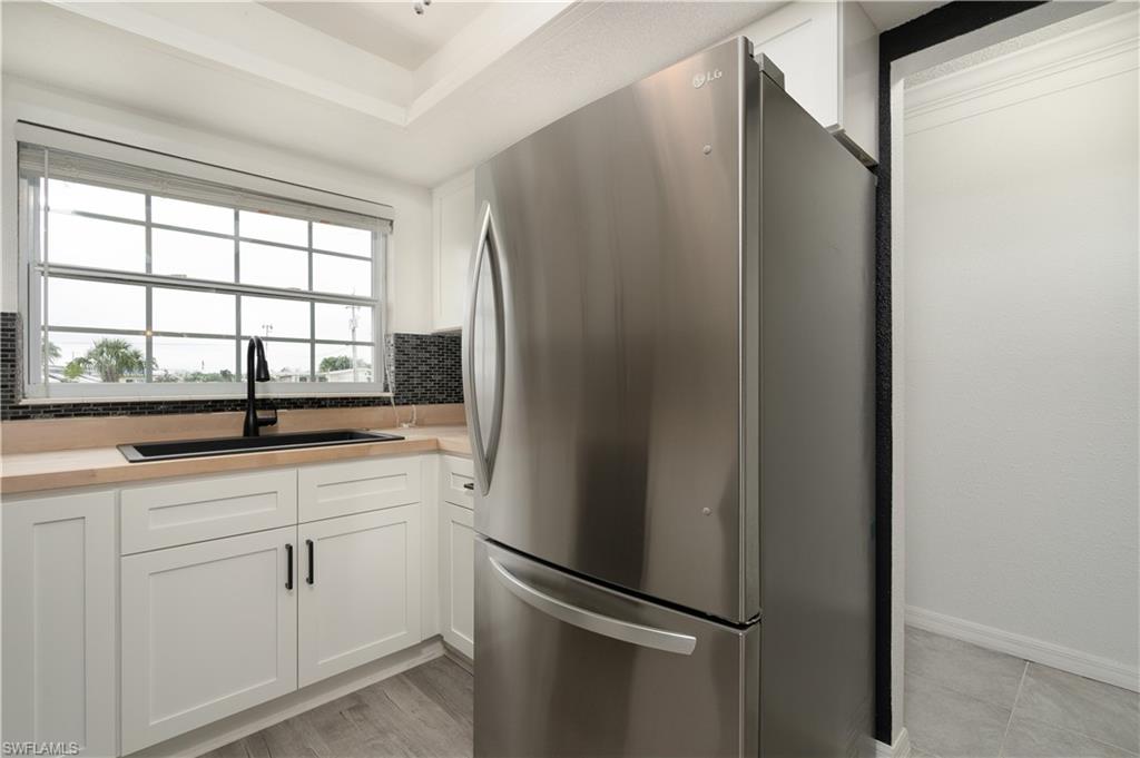 FOXMOOR CONDO - Residential