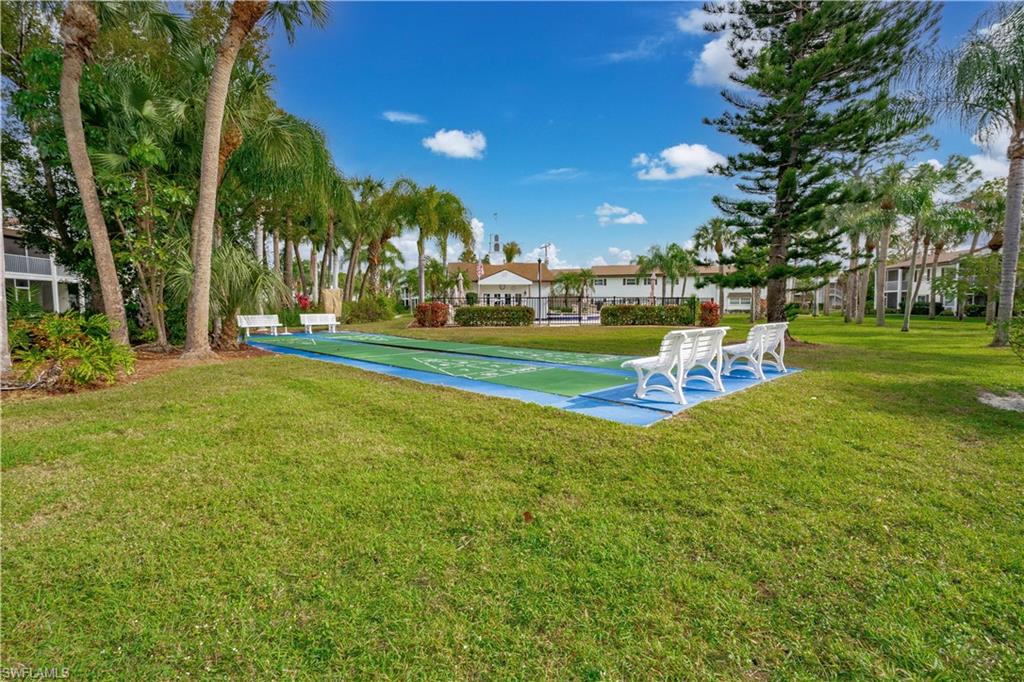 FOXMOOR CONDO - Residential