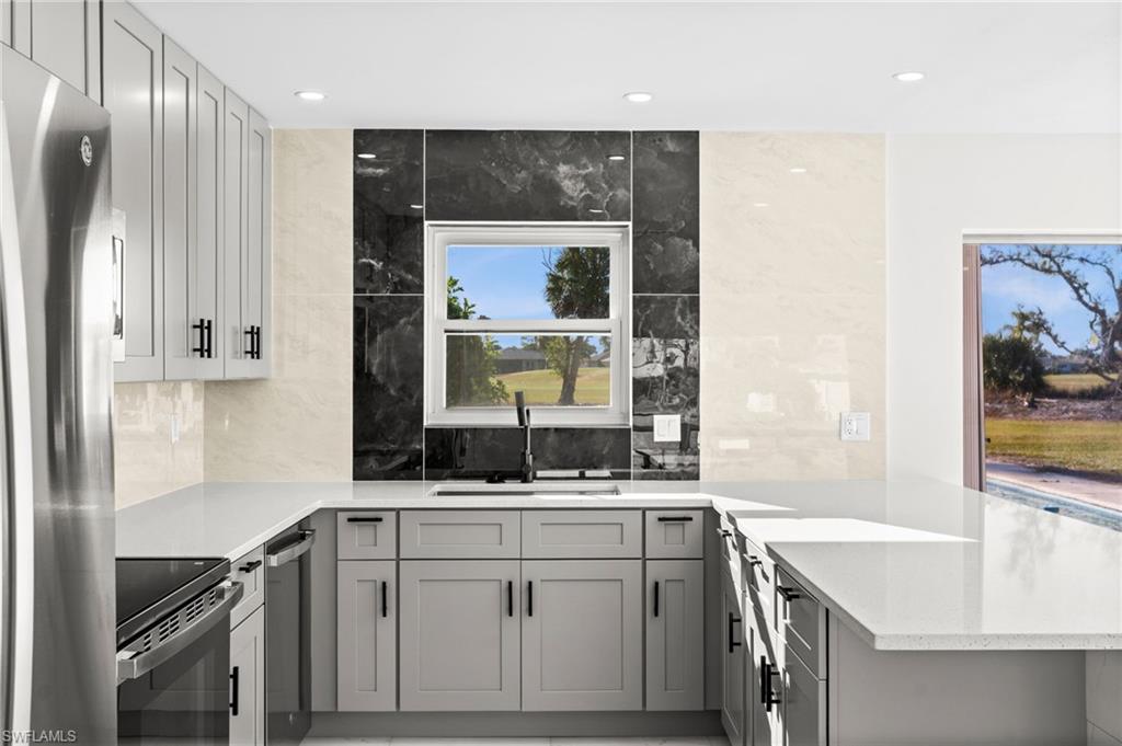 OAKLAND HILLS - Residential