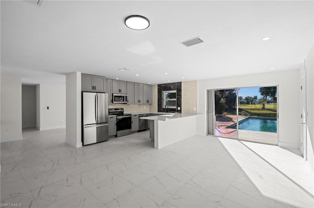 OAKLAND HILLS - Residential