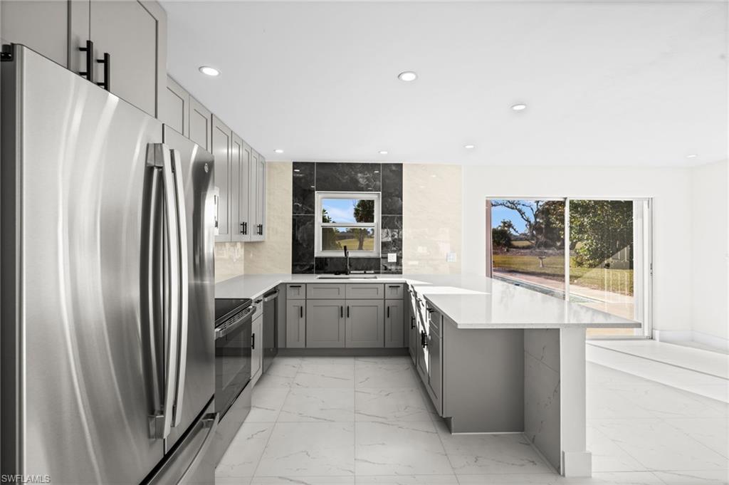 OAKLAND HILLS - Residential