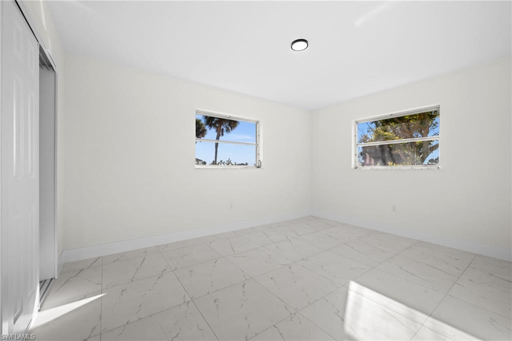 OAKLAND HILLS - Residential