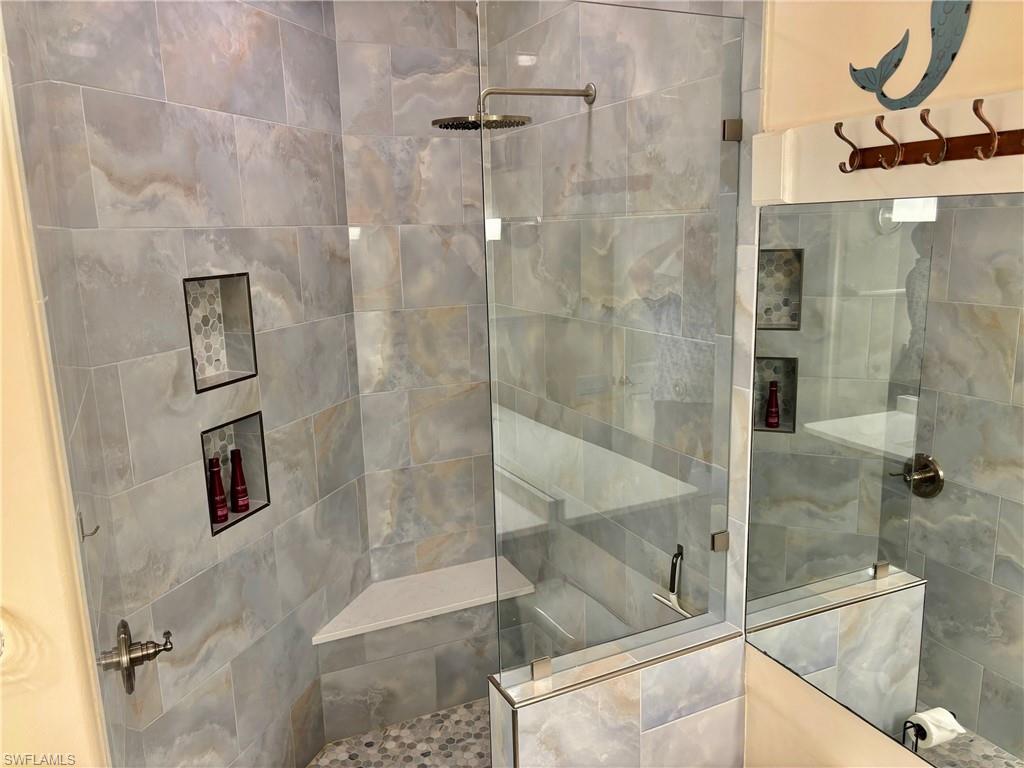 SOMMERSET VILLAS - Residential