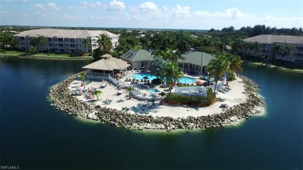 SOMMERSET VILLAS - Residential