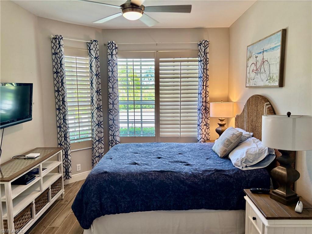 SOMMERSET VILLAS - Residential