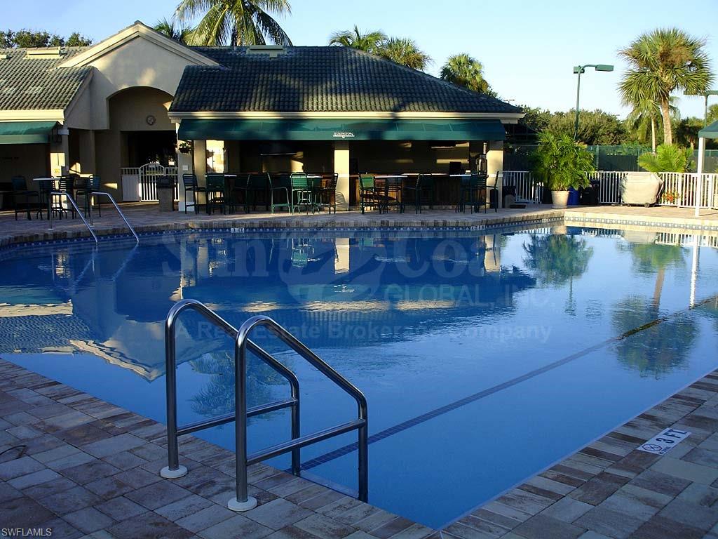 SOMMERSET VILLAS - Residential