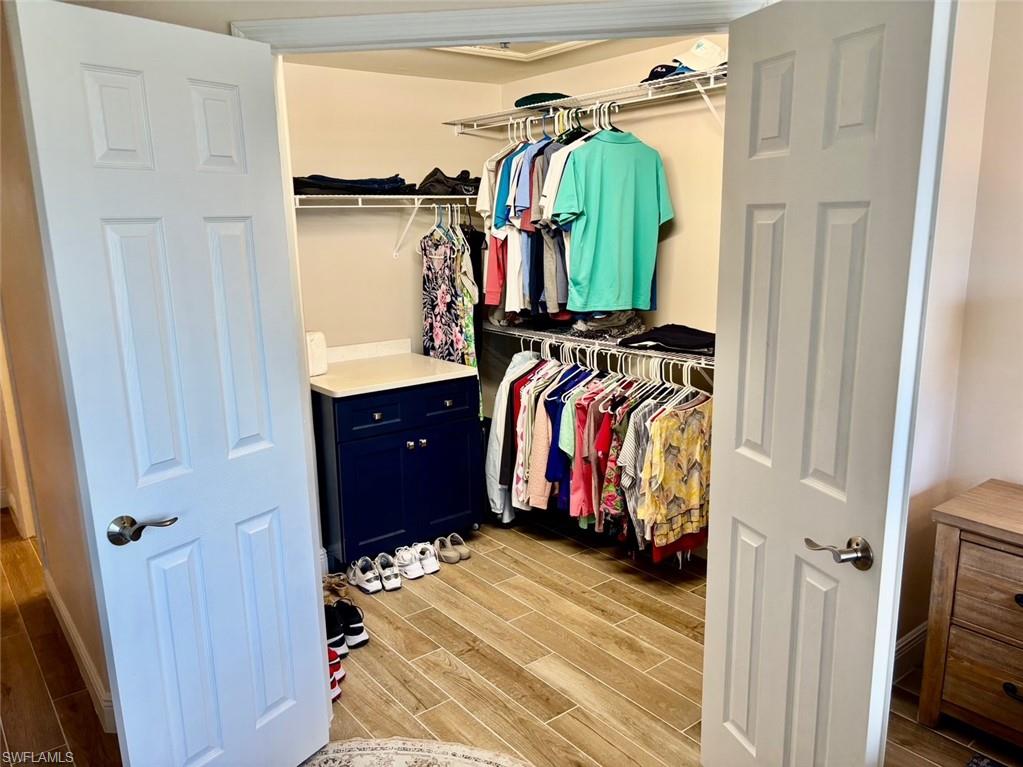 SOMMERSET VILLAS - Residential