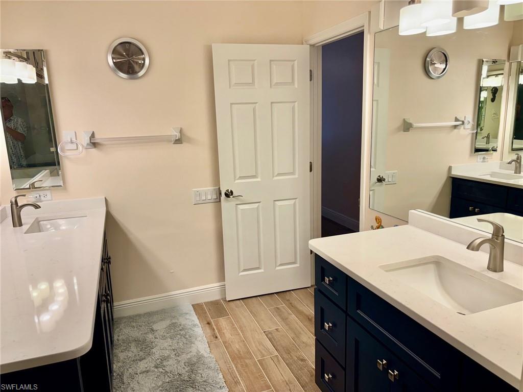 SOMMERSET VILLAS - Residential