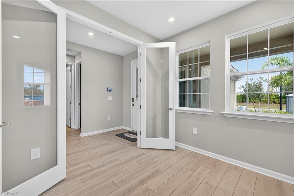 BONAVIE COVE - Residential