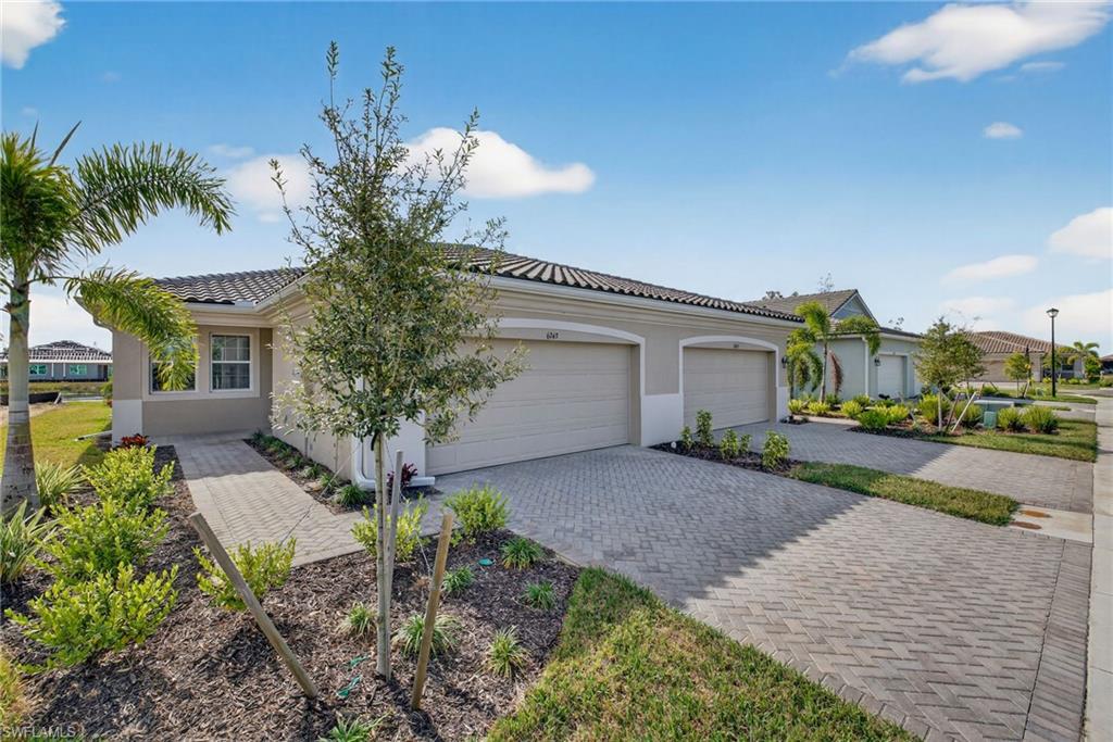 BONAVIE COVE - Residential