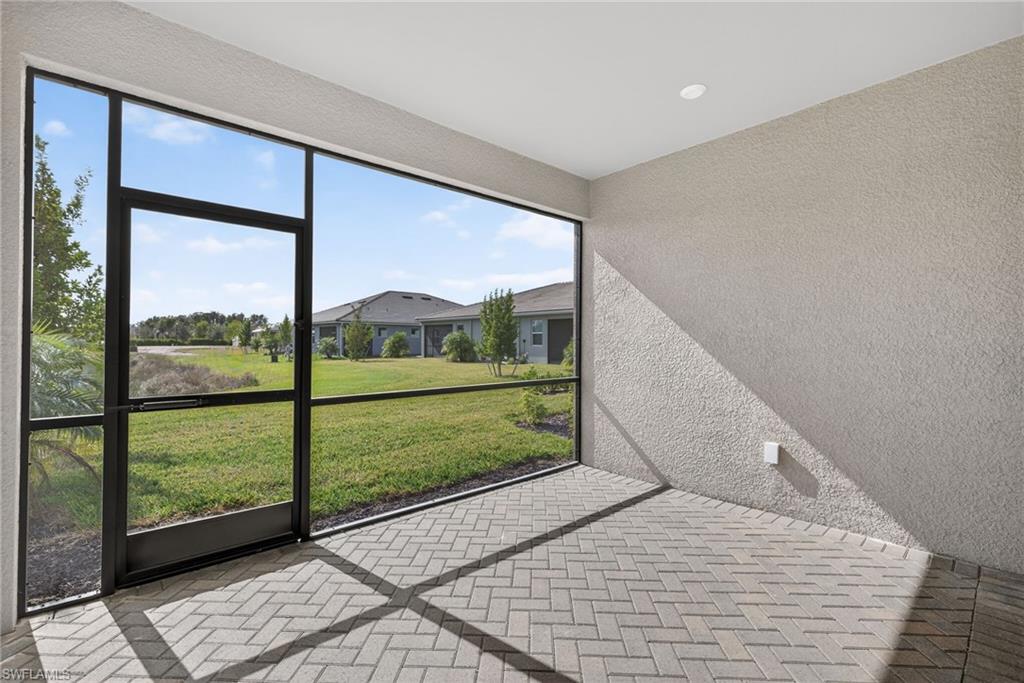 BONAVIE COVE - Residential