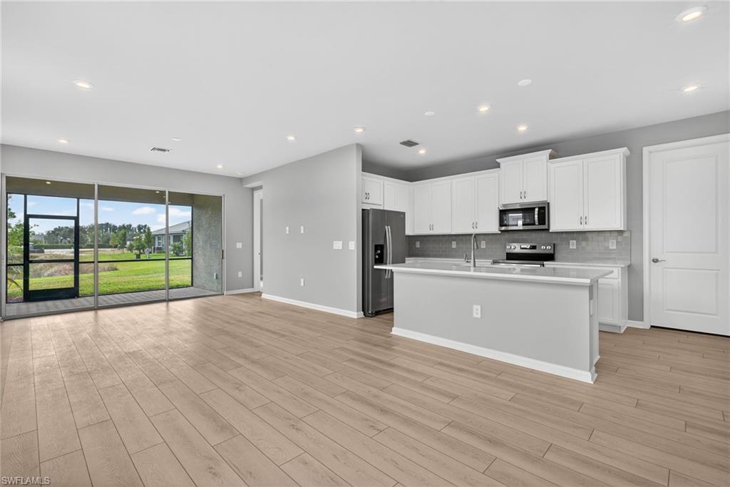 BONAVIE COVE - Residential