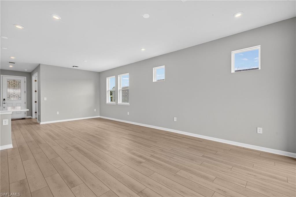 BONAVIE COVE - Residential