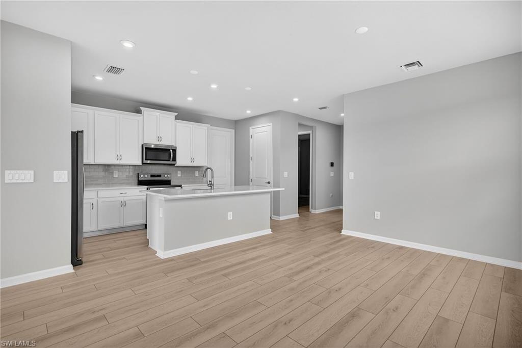 BONAVIE COVE - Residential