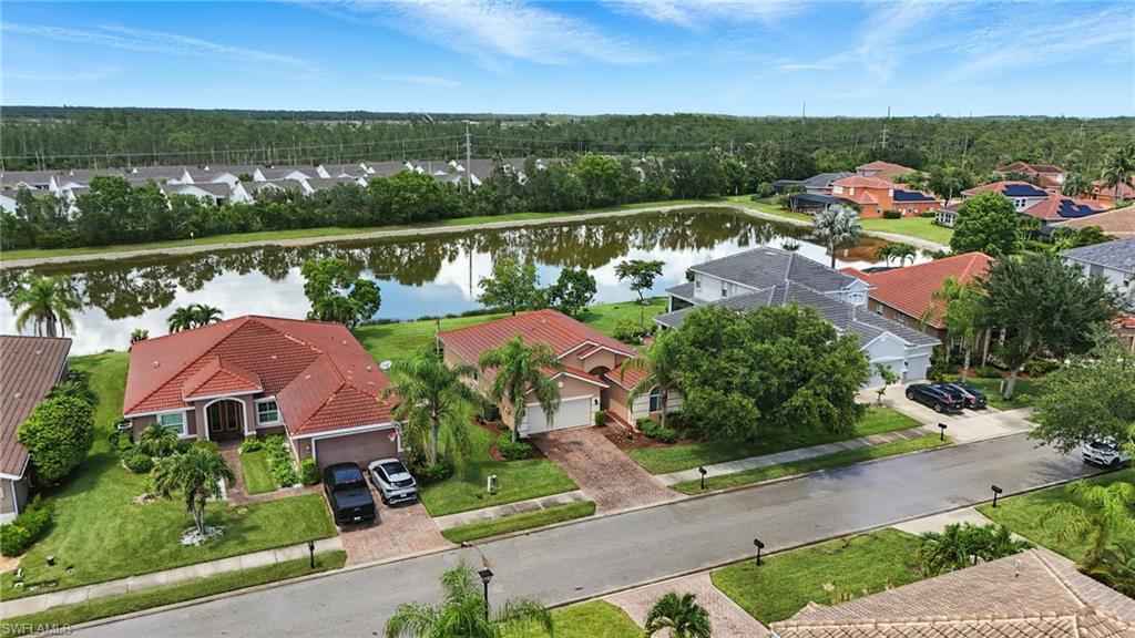 PROMENADE EAST - Residential