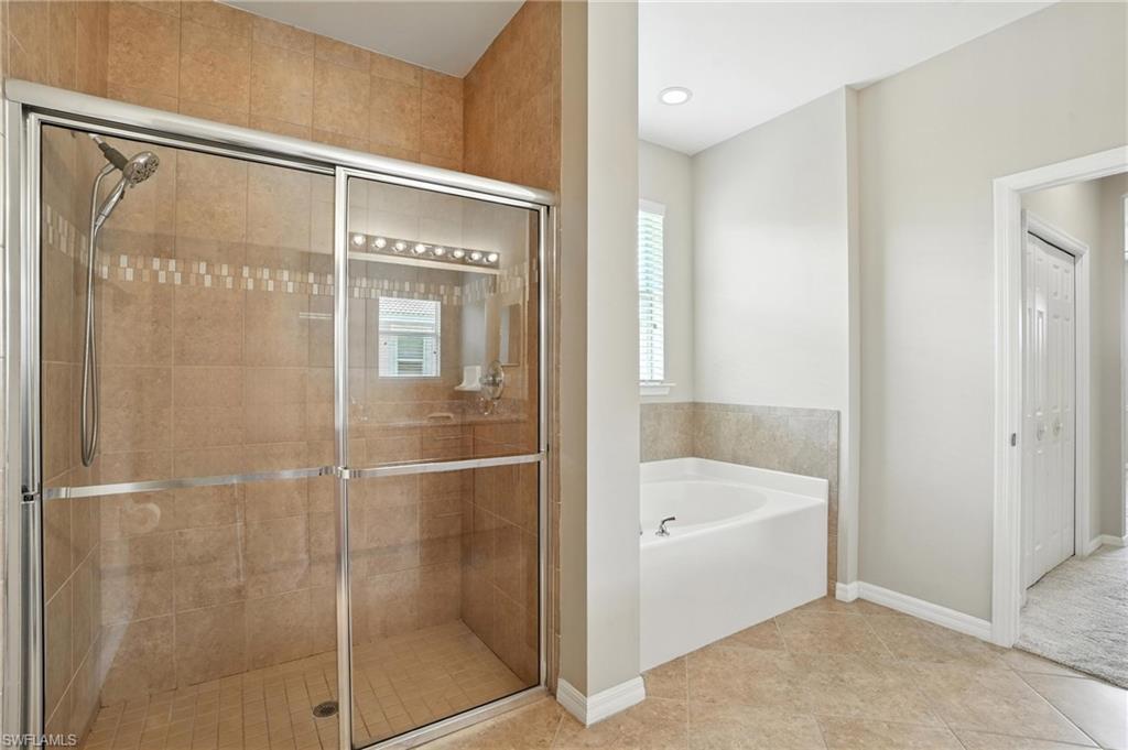 PROMENADE EAST - Residential