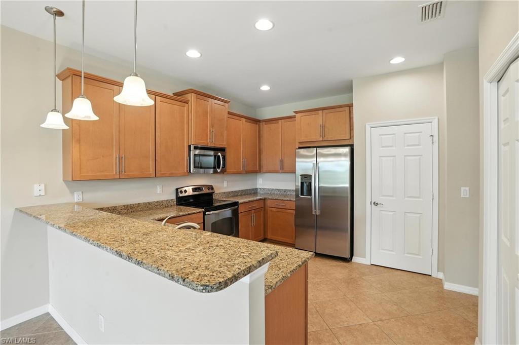 PROMENADE EAST - Residential