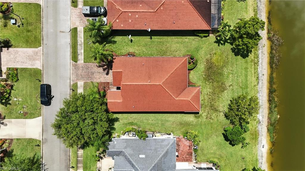 PROMENADE EAST - Residential