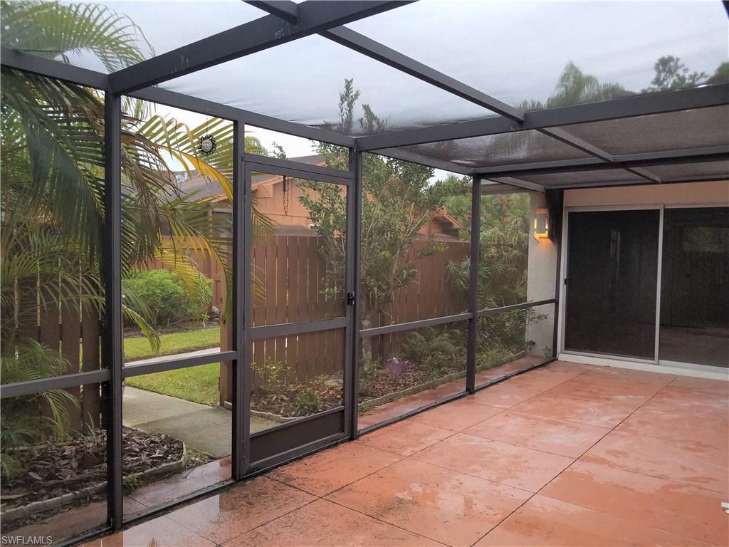 FOXMOOR LAKES - Residential