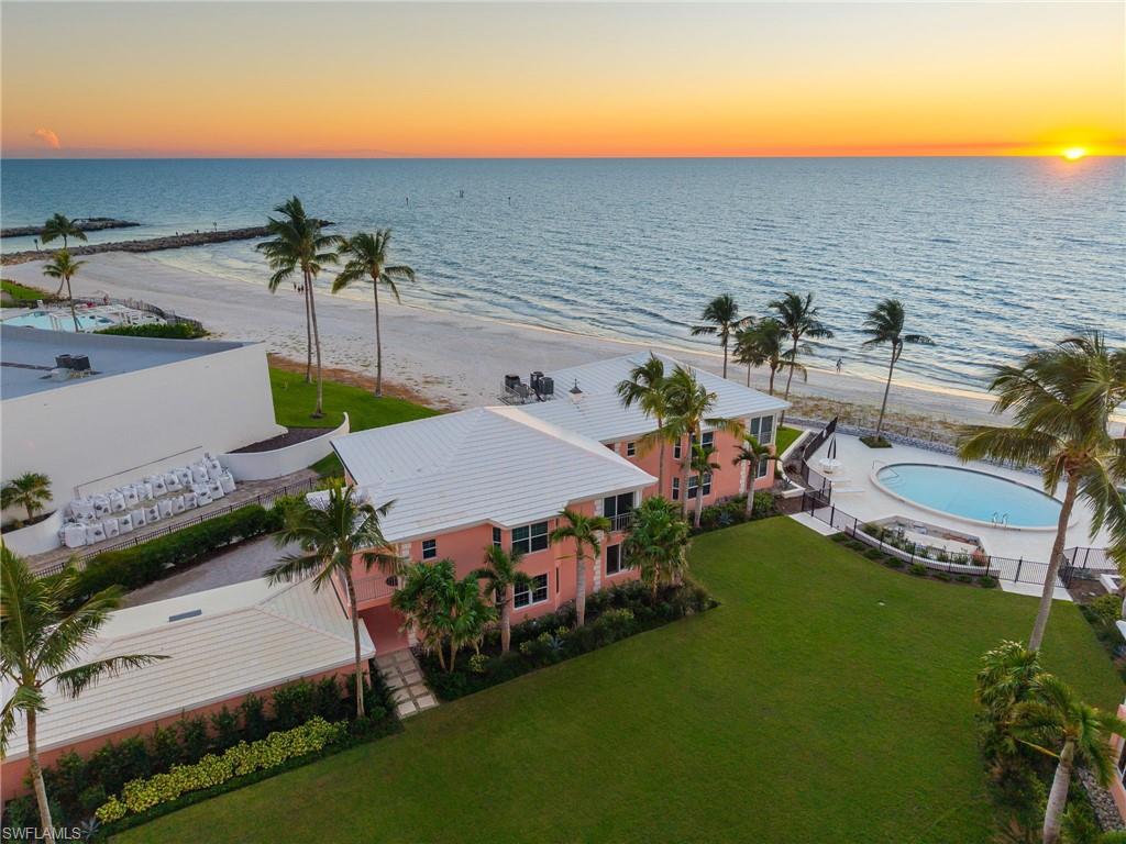 SHORES OF NAPLES - Residential