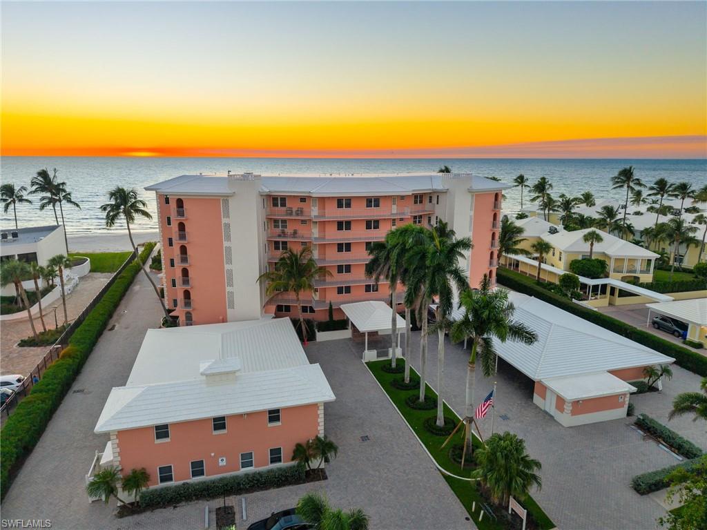 SHORES OF NAPLES - Residential