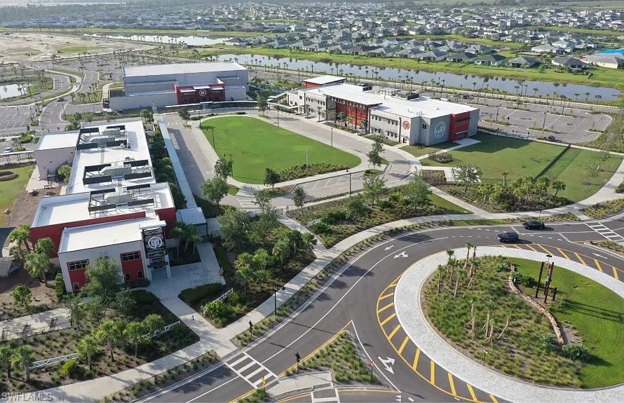 NORTHRIDGE - Residential