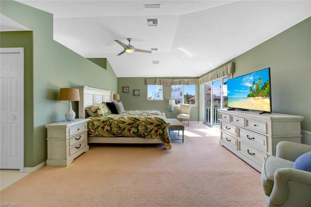 SOUTHPORT ON THE BAY - Residential