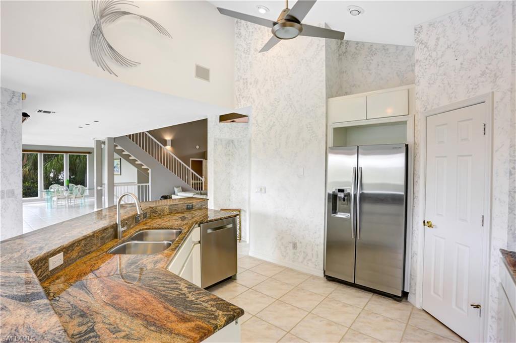 SOUTHPORT ON THE BAY - Residential