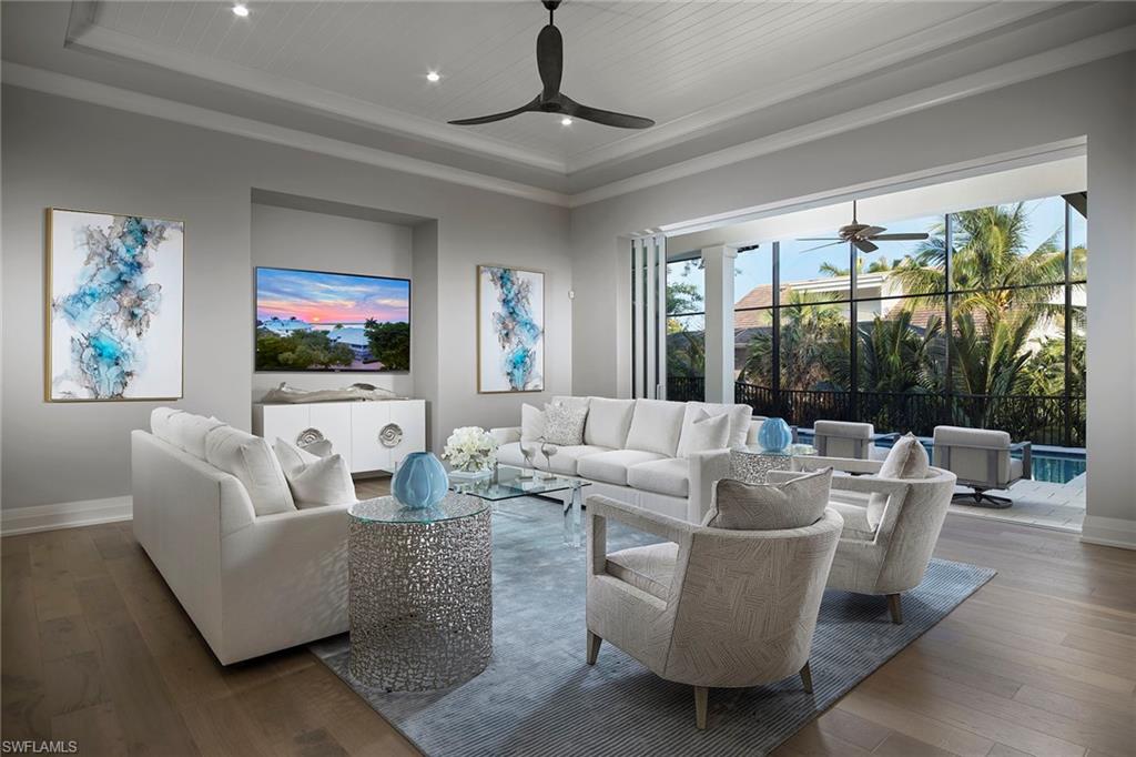 HIDEAWAY BEACH - Residential