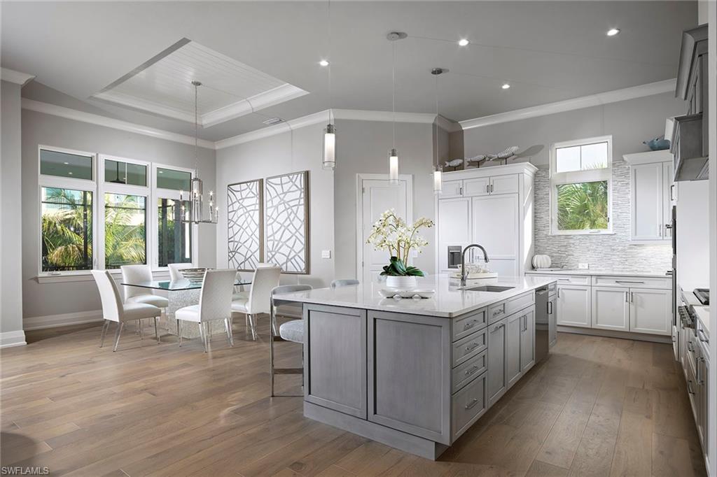 HIDEAWAY BEACH - Residential