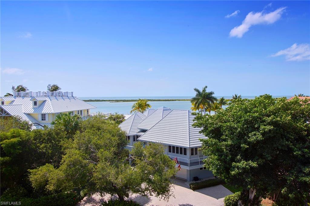 HIDEAWAY BEACH - Residential