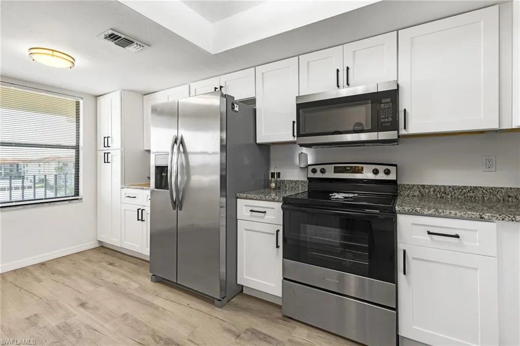 Fort Myers, Florida 33908, United States, 2 Bedrooms Bedrooms, ,2 BathroomsBathrooms,Residential,Active,57272