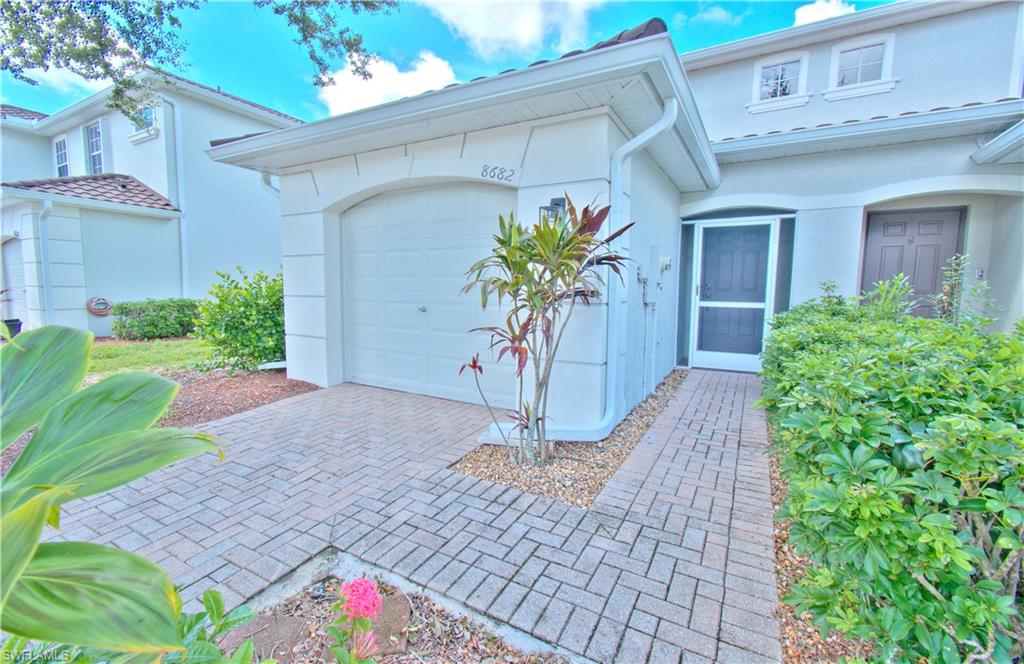 OLYMPIA POINTE - Residential Lease