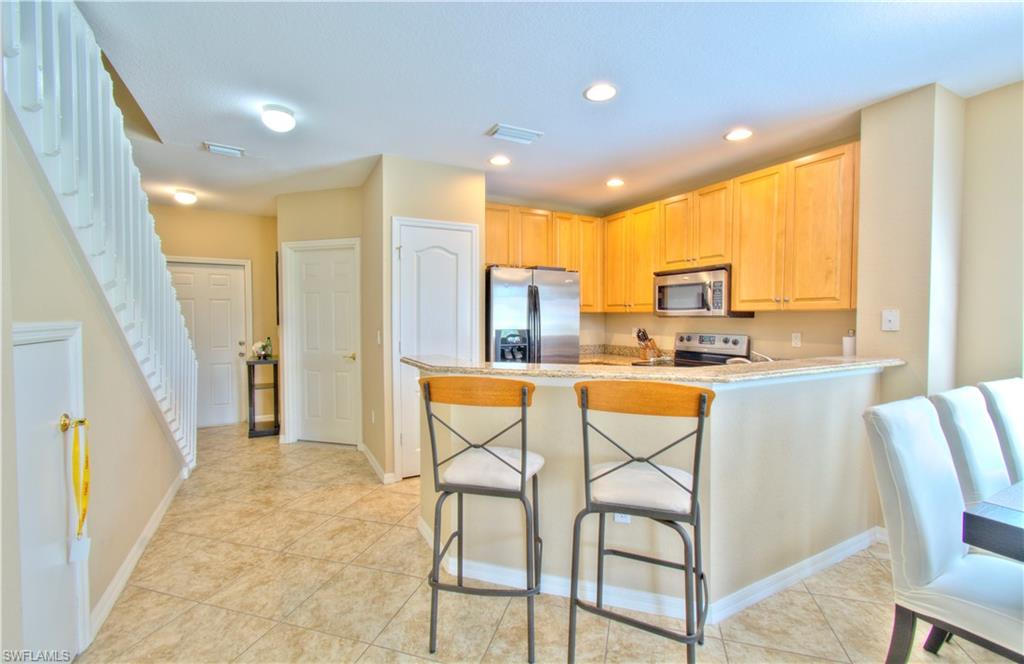 OLYMPIA POINTE - Residential Lease