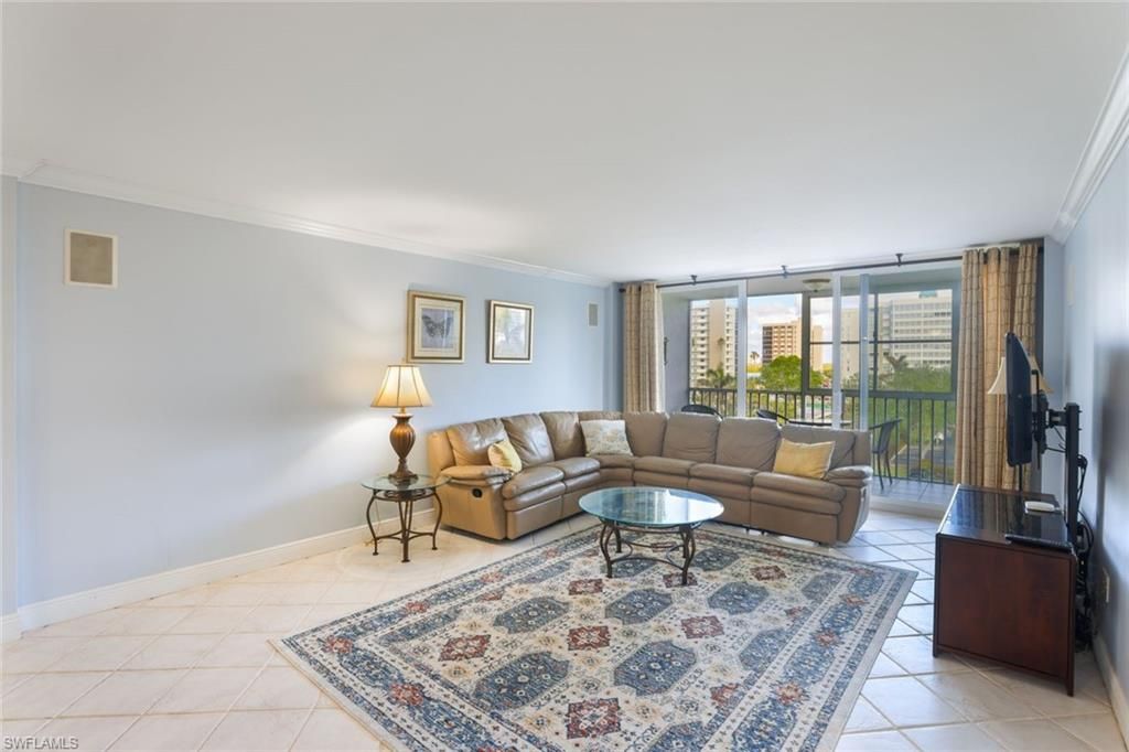 Photo of 3 Bluebill AVE #509, NAPLES, FL 34108 (MLS # 226005437)
