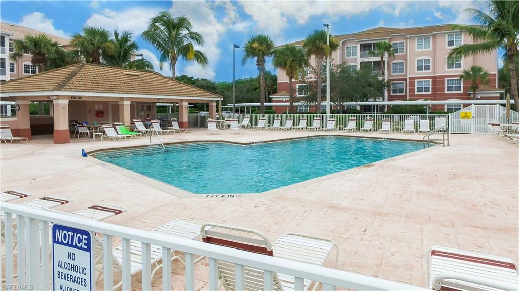 ROYAL POINTE - Residential