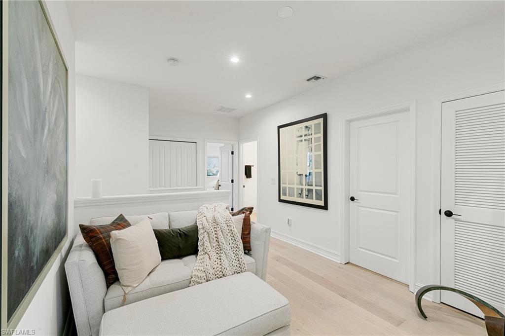 VANDERBILT RESERVE - Residential