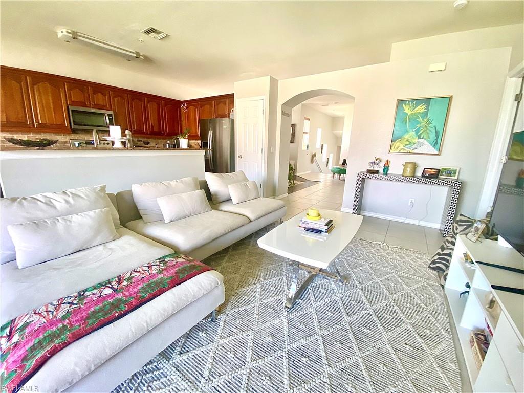 REFLECTION LAKES - Residential