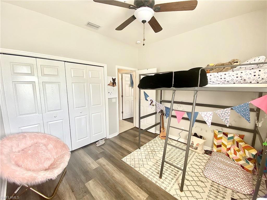 REFLECTION LAKES - Residential