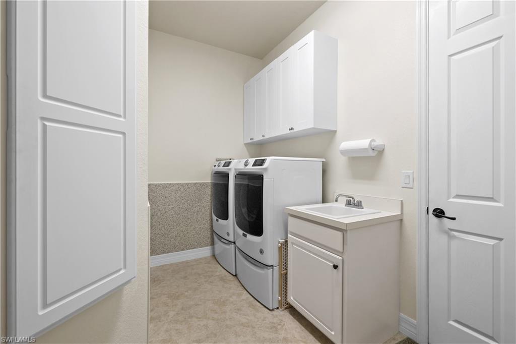 REFLECTION ISLES - Residential